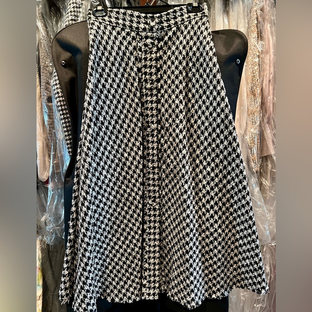 Zara Houndstooth Plaid Midi Skirt Size S